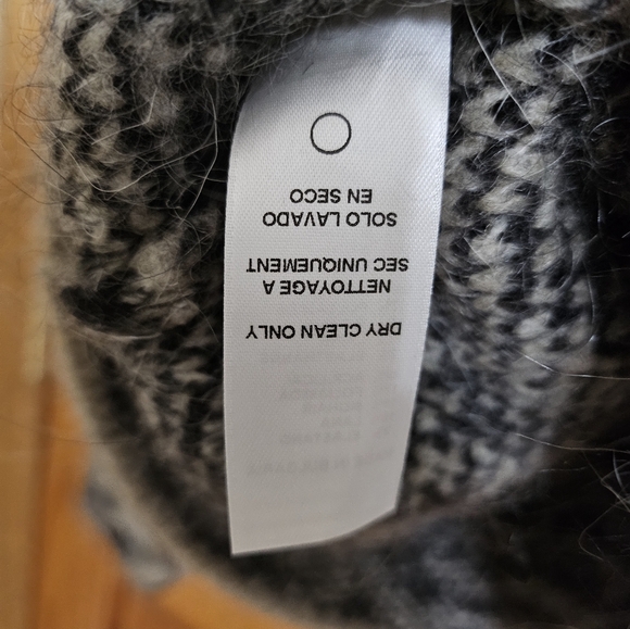 🩶 FRAME Sweater MSRP$488🩶 - Picture 10 of 11